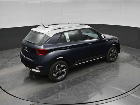 New 2026 Hyundai Venue SEL FWD image 28