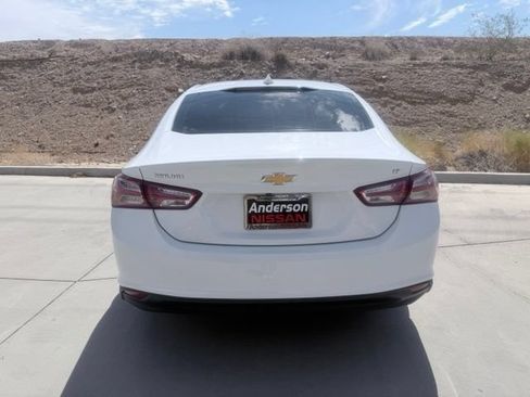 Used 2022 Chevrolet Malibu LT FWD image 7