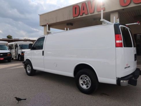 Used 2020 GMC Savana 2500 w/ Driver Convenience Package image 6