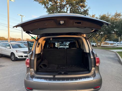 Used 2016 INFINITI QX80 Luxe w/ 22" Wheel Package image 39