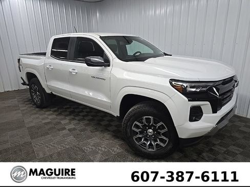 Used 2025 Chevrolet Colorado Z71 AWD/4WD image 7