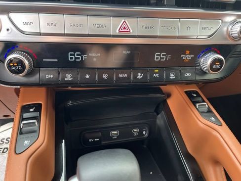 Certified 2023 Kia Telluride SX Prestige X-Line AWD/4WD image 15