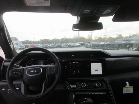 New 2026 GMC Sierra 1500 AT4 image 17