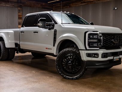 Used 2026 Ford F450 Platinum w/ FX4 Off-Road Package