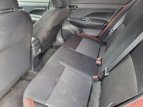 Used 2025 Nissan Versa SR w/ Electronics Package FWD image 32