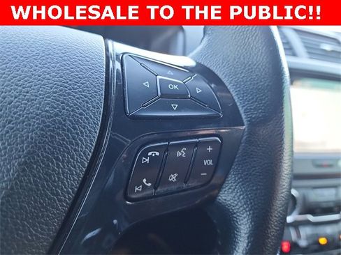 Used 2018 Ford Explorer XLT w/ Equipment Group 202A image 28