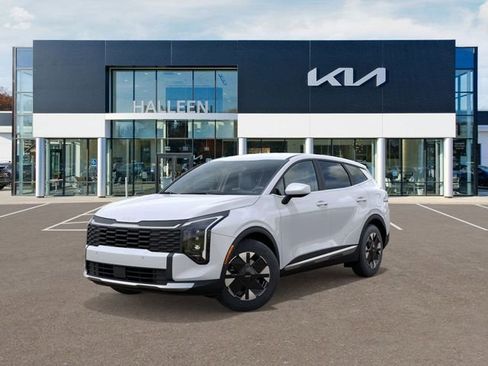 New 2026 Kia Sportage LX image 1