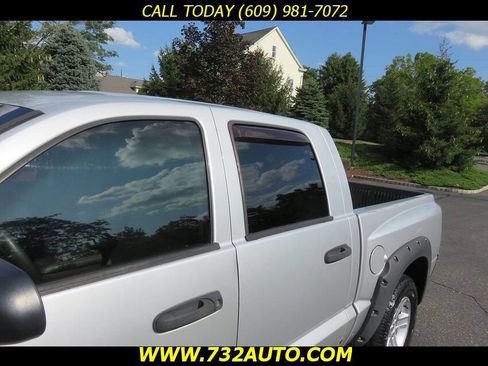 Used 2011 Dodge Dakota Big Horn image 28
