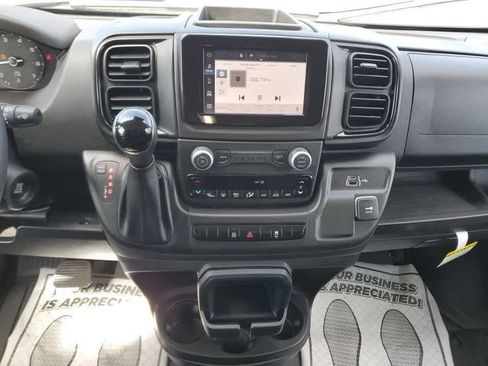 Used 2025 RAM ProMaster 2500 w/ Convenience Group FWD image 19