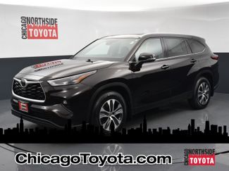 Used 2022 Toyota Highlander XLE AWD/4WD video 1