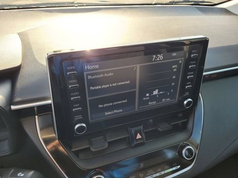 Used 2020 Toyota Corolla LE FWD image 13