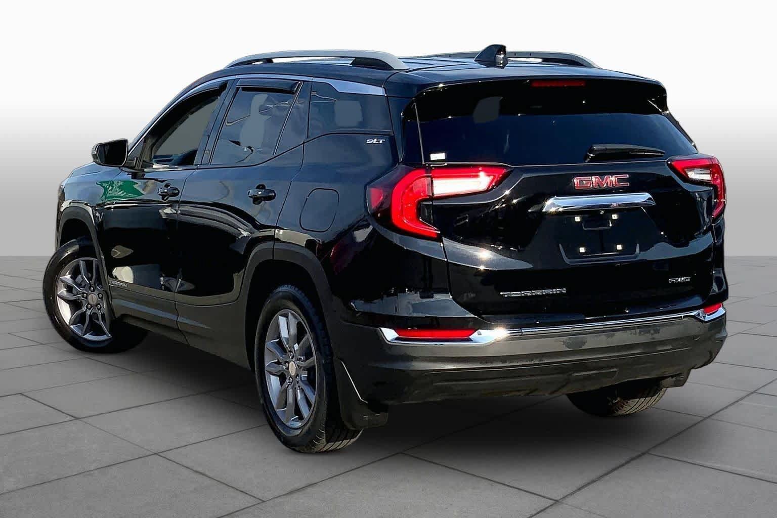 Used 2022 GMC Terrain SLT AWD/4WD image 12