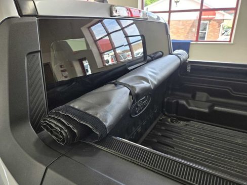 Used 2022 Ford Maverick Lariat FWD image 10