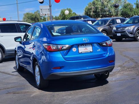 Used 2018 Toyota Yaris iA FWD image 11