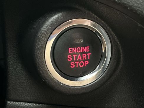 Used 2023 Subaru Ascent Limited image 17