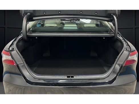Used 2023 Toyota Camry XLE w/ Cold Weather Package FWD image 26