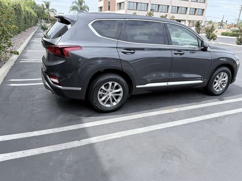 Used 2020 Hyundai Santa Fe SEL FWD image 11
