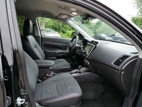 Used 2026 Mitsubishi Outlander Sport SE AWD/4WD image 8