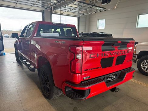 Used 2021 Chevrolet Silverado 1500 Custom w/ Rally Edition image 4