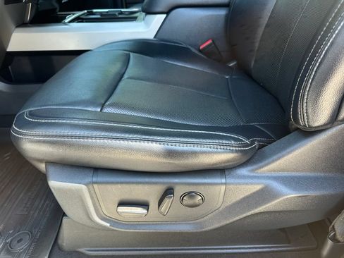 Used 2022 Ford F250 Lariat w/ Lariat Value Package AWD/4WD image 24