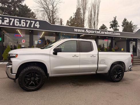 Used 2020 Chevrolet Silverado 1500 LT w/ Trailering Package image 18