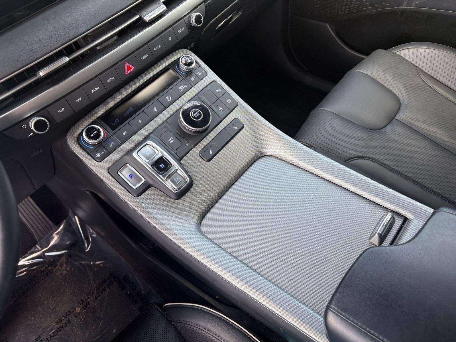 Used 2024 Hyundai Palisade SEL FWD image 43