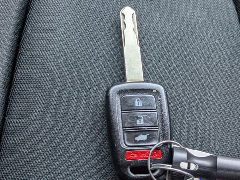 Used 2018 Honda Civic Sport image 29