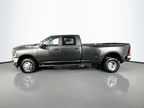 New 2026 RAM 3500 Tradesman AWD/4WD image 4