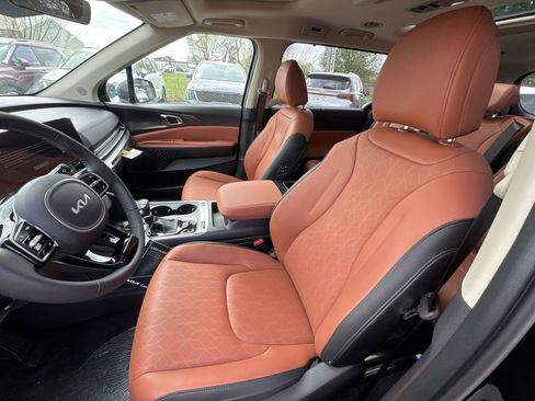 New 2026 Kia Carnival SX FWD image 11