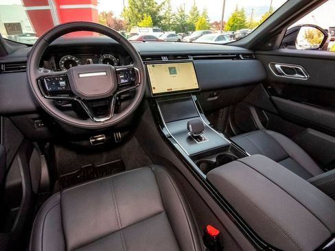 New 2026 Land Rover Range Rover Velar Dynamic SE image 37