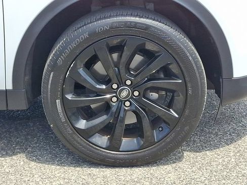 Used 2020 Land Rover Discovery Sport SE AWD/4WD image 25