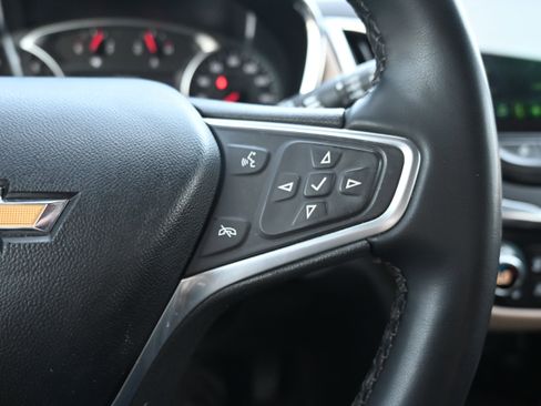Used 2023 Chevrolet Equinox Premier FWD image 19