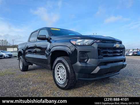 Used 2023 Chevrolet Colorado W/T image 1