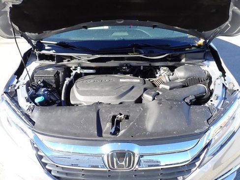 Used 2018 Honda Odyssey Elite image 13