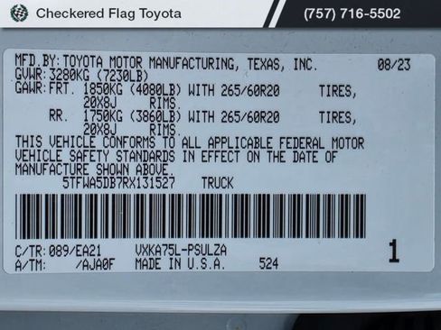 Used 2024 Toyota Tundra Limited AWD/4WD image 25