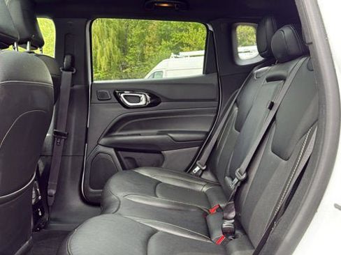 Certified 2023 Jeep Compass High Altitude AWD/4WD image 27