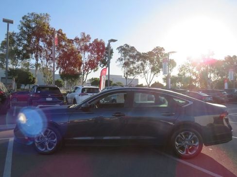 Used 2024 Honda Accord EX image 7