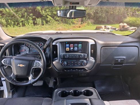 Used 2018 Chevrolet Silverado 1500 LT RWD image 16