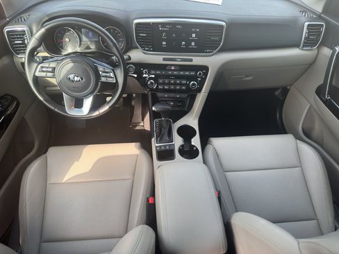 Used 2021 Kia Sportage EX AWD/4WD image 10