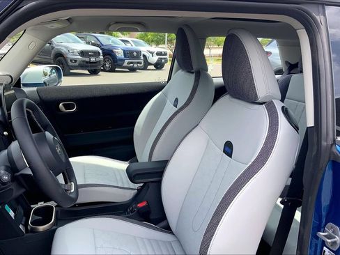 New 2026 MINI Cooper 2-Door Hardtop FWD image 9