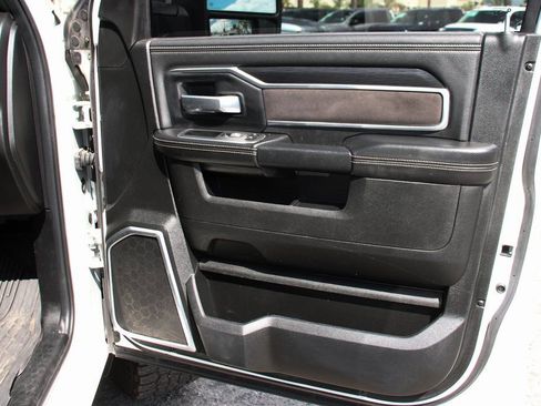 Used 2023 RAM 3500 Laramie w/ Night Edition image 42