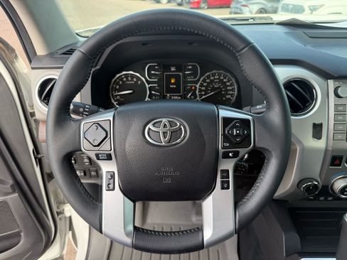 Used 2021 Toyota Tundra Limited w/ Limited Premium Package AWD/4WD image 16