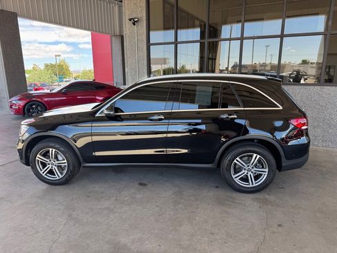 Used 2022 Mercedes-Benz GLC 300 4MATIC w/ Premium Package Lite image 28