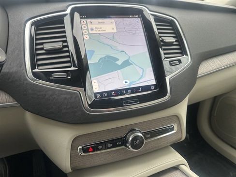 Certified 2023 Volvo XC90 B6 Plus w/ Protection Package image 24