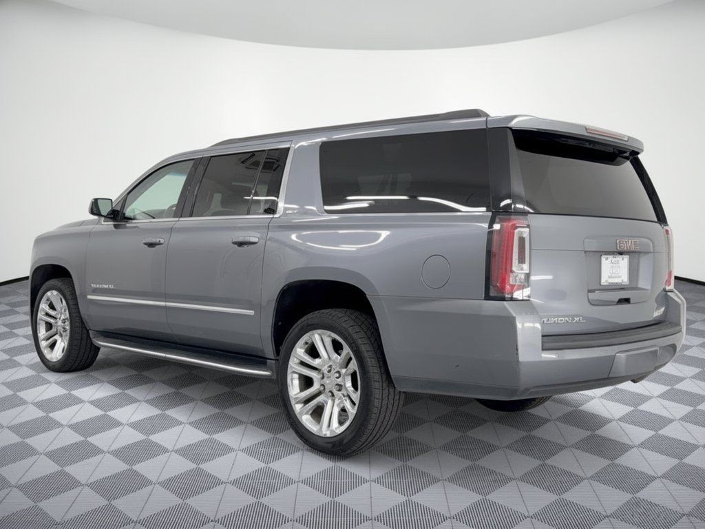 Used 2020 GMC Yukon XL SLT w/ Premium Edition RWD image 3