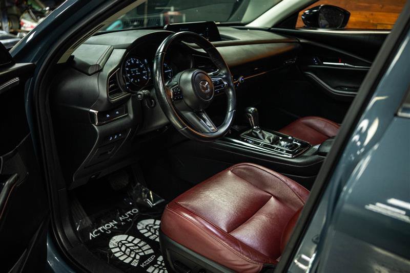 Used 2025 MAZDA CX-30 AWD 2.5 S w/ Preferred Package image 8