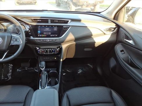 Used 2023 Buick Encore GX Essence w/ Experience Buick Package FWD image 21