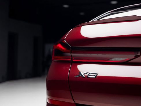 Used 2025 BMW X6 xDrive40i w/ Premium Package image 26