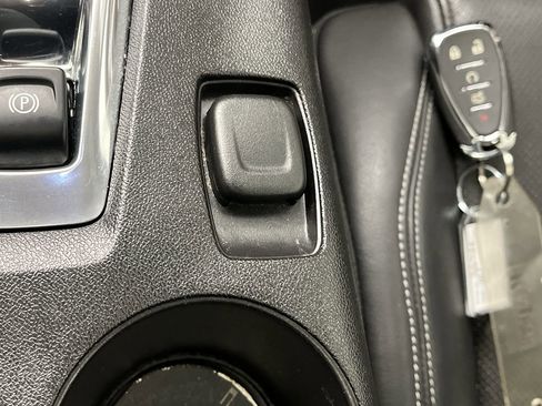 Used 2017 Chevrolet Camaro LT image 22