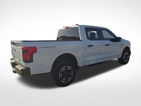 Used 2022 Ford F150 Lightning Pro w/ Tow Technology Package AWD/4WD image 3